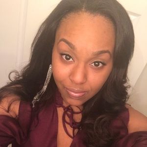 Meet your Posher, Tiara